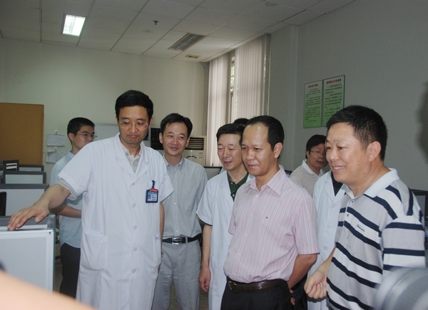 县委书记张加波来院视察 - 玉环县人民医院