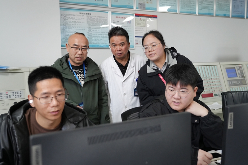 20251204 保洁员6.jpg 20251204 保洁员6.jpg