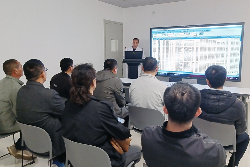 20251201-06 新疆调研团03.jpg 20251201-06 新疆调研团03.jpg