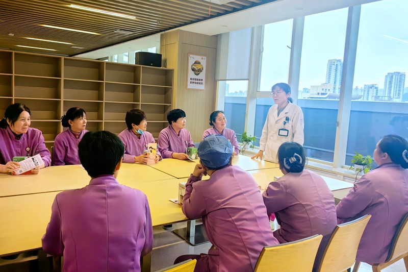 20260313 妇科三八节 保洁活动3.jpg