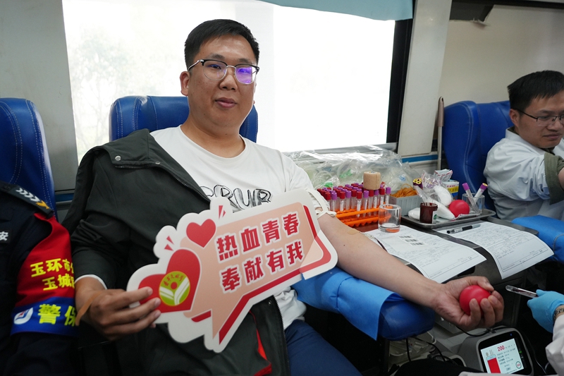 20260402 无偿献血07.jpg 20260402 无偿献血07.jpg