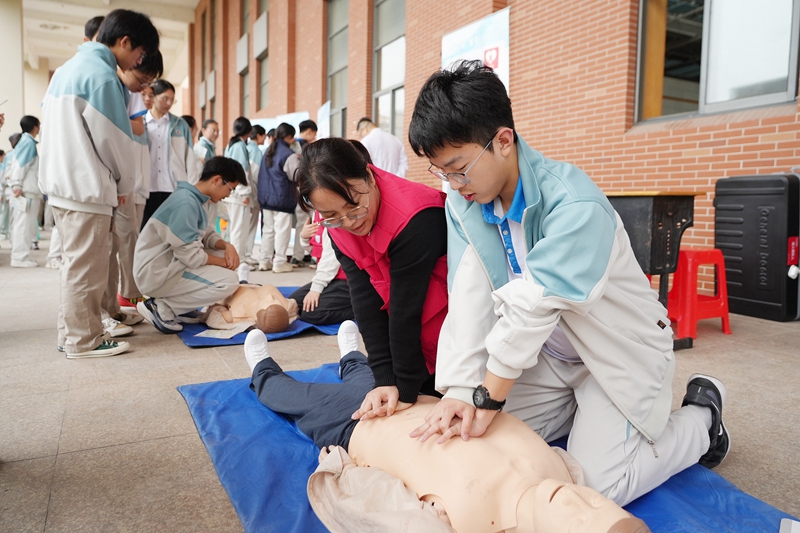 20260413 走进玉环中学04.jpg 20260413 走进玉环中学04.jpg