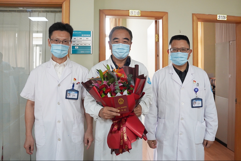 1031 永寿科长退休1.jpg