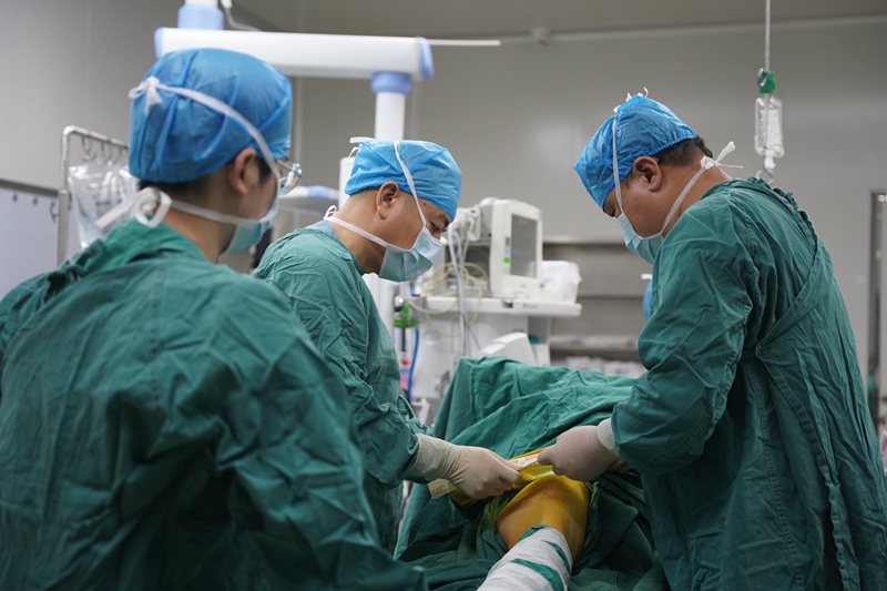 0128 春节不打烊12.jpg 0128 春节不打烊12.jpg