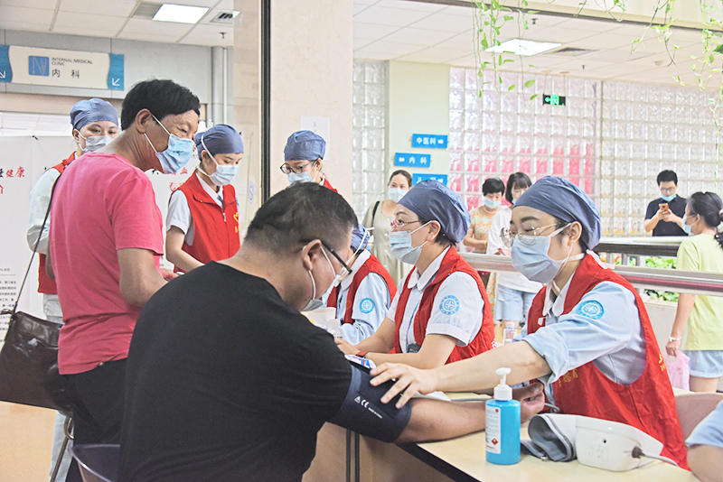 DSC_1402-2.jpg DSC_1402-2.jpg