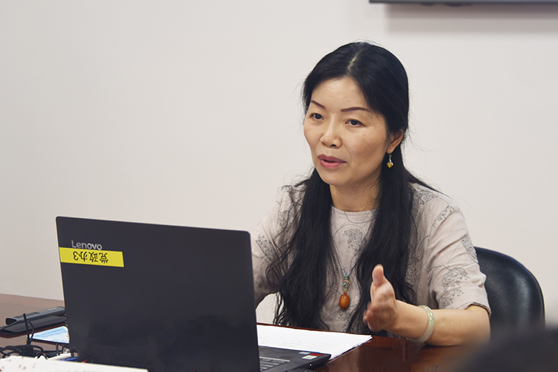 DSC_1437-2.jpg DSC_1437-2.jpg