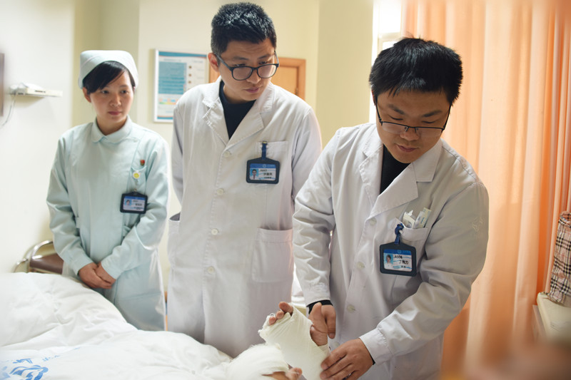 02_副本.jpg 02_副本.jpg