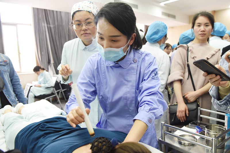 0401 中医护理08.jpg