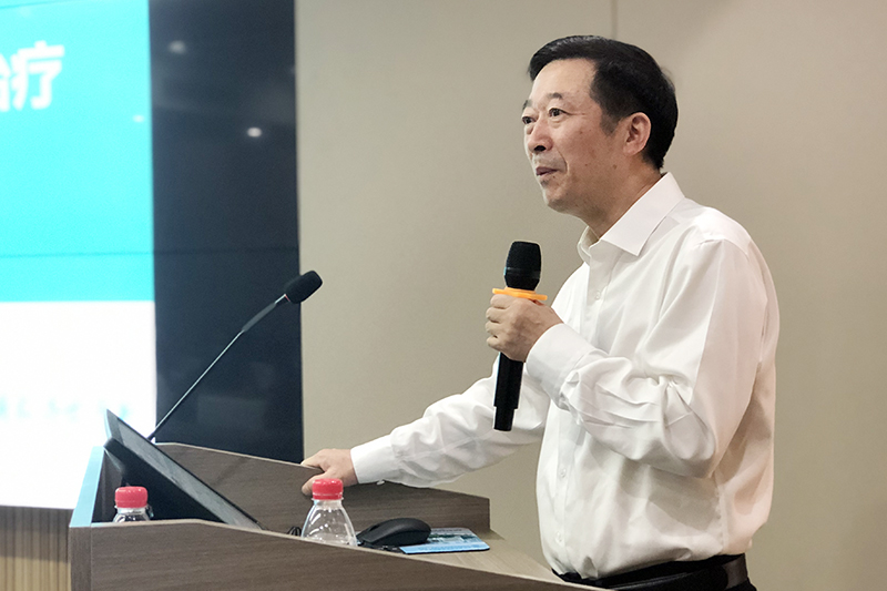 书记 1.jpg 书记 1.jpg