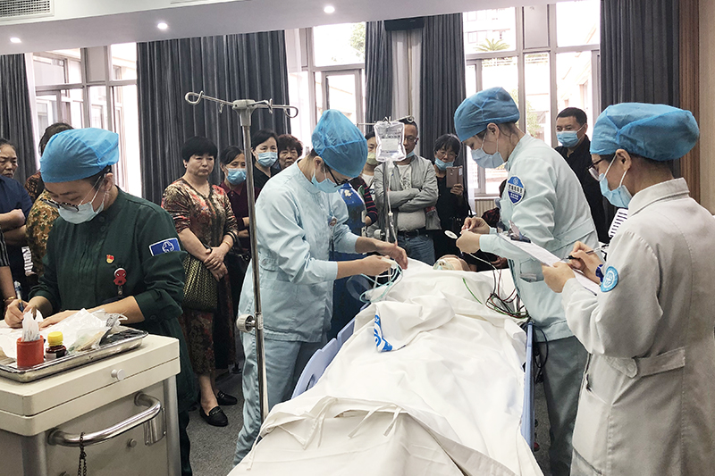 护理 1.jpg 护理 1.jpg