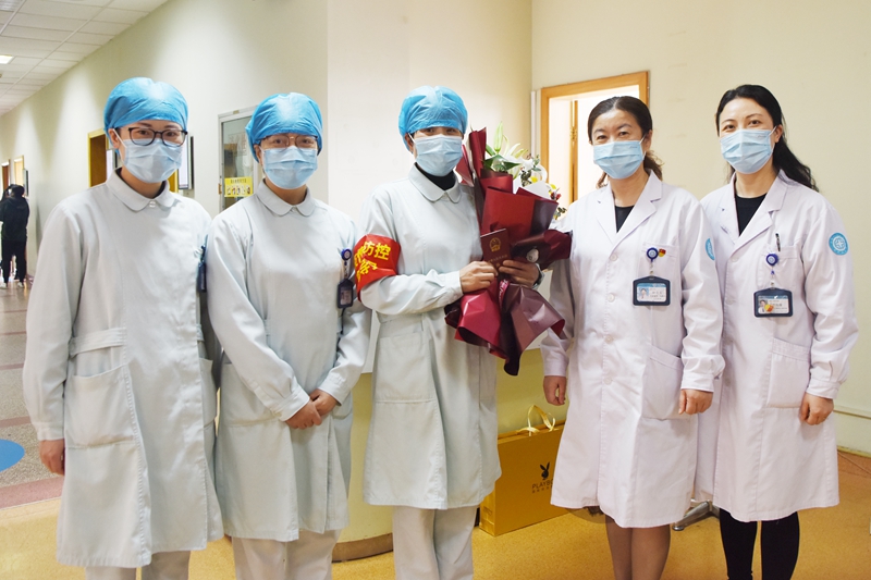 0331 苏玉凤老师退休2.jpg