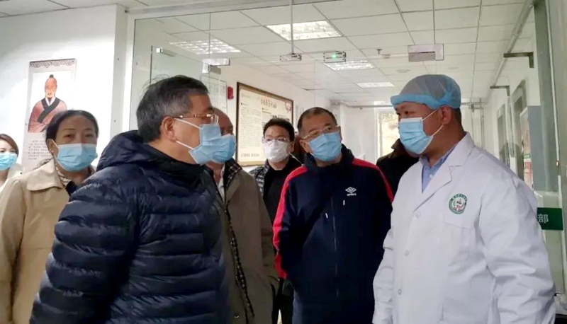 杭州市政协副主席周智林(前排左)看望慰问刘言云(前排右).jpg 杭州市政协副主席周智林(前排左)看望慰问刘言云(前排右).jpg