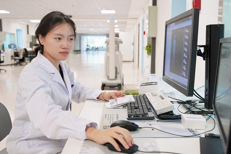 放射科 梅庄瑾.jpg 放射科 梅庄瑾.jpg