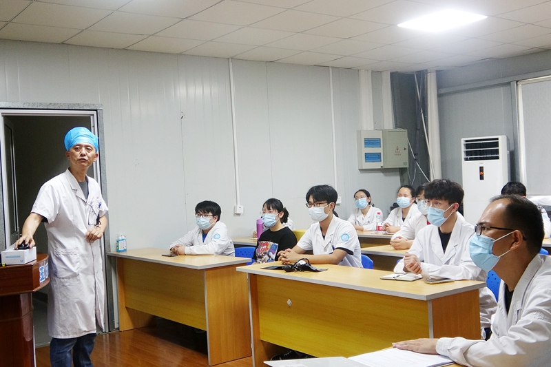 内外科 教学查房1.jpg