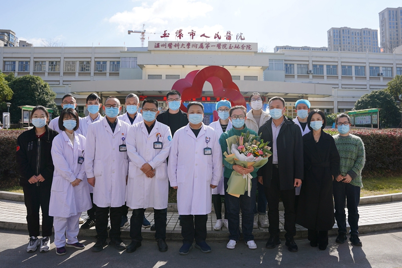 0106 迎接杨合慧3.jpg