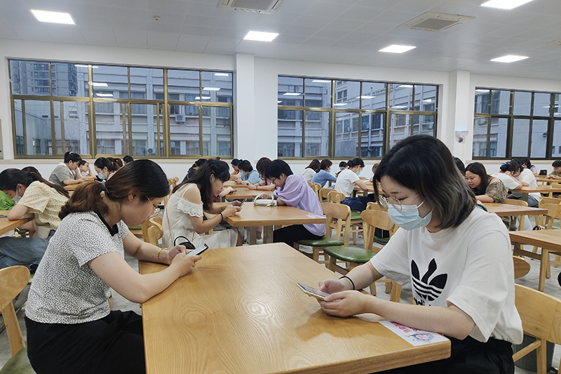 理论考试 111.jpg 理论考试 111.jpg