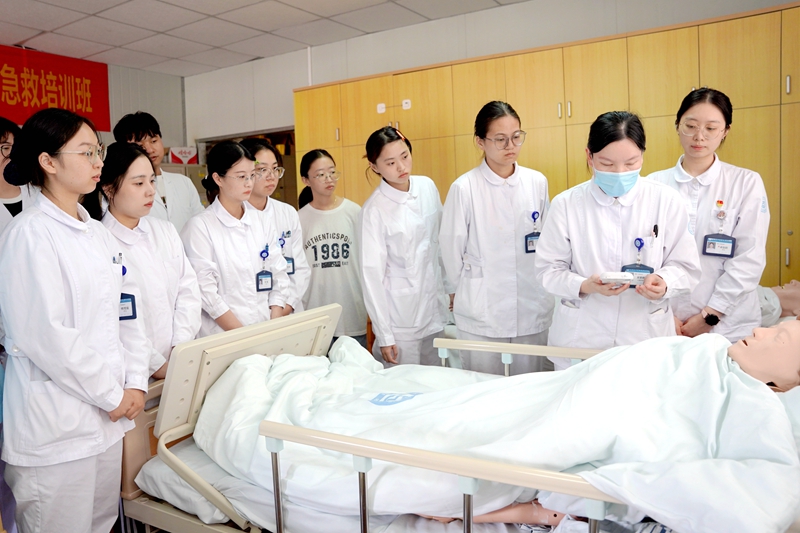 2025护理岗前培训14.jpg