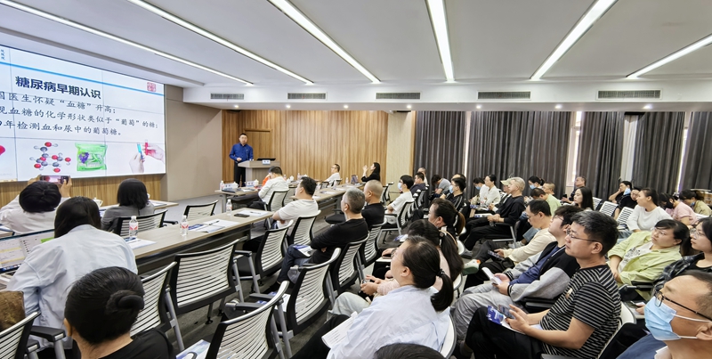 天台陈平_副本.jpg 天台陈平_副本.jpg