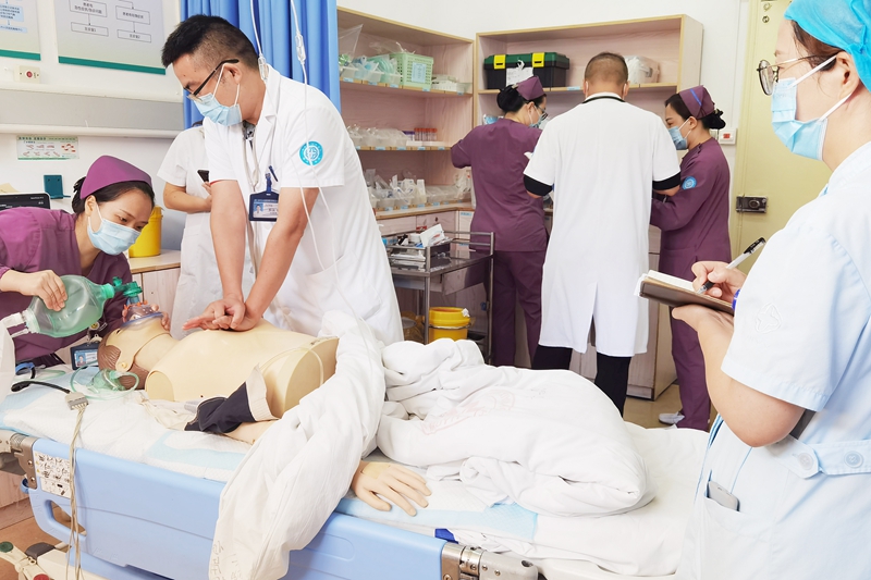 0831 护理急救演练考核3 坎门.jpg