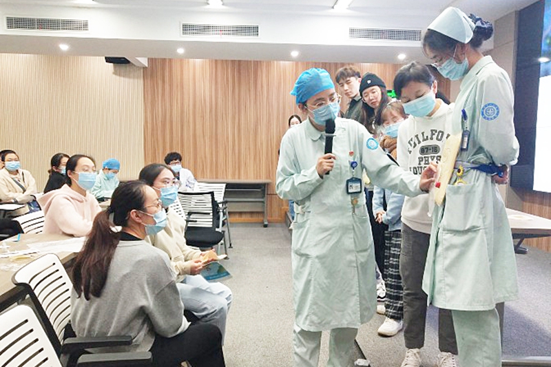 1108 伤口造口3.jpg 1108 伤口造口3.jpg