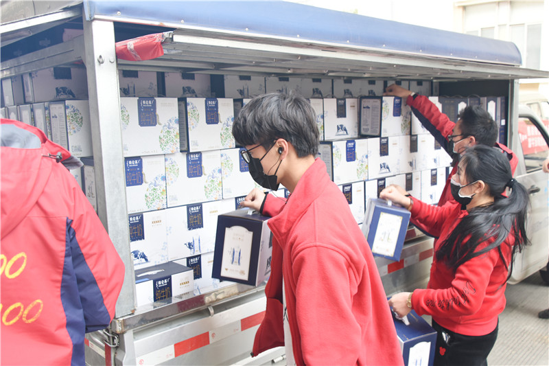 03_副本.jpg 03_副本.jpg