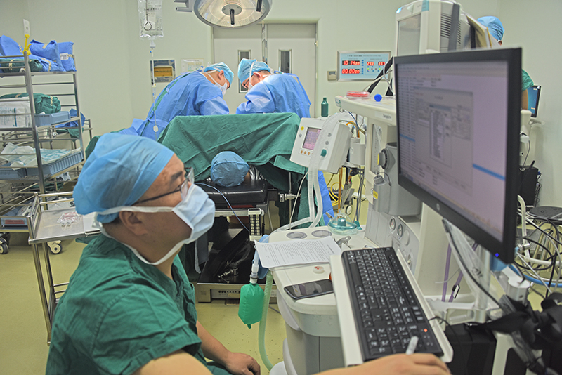 DSC_7679-1.jpg DSC_7679-1.jpg