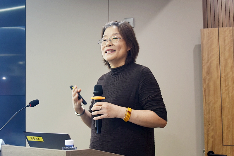 王雪芬.jpg 王雪芬.jpg