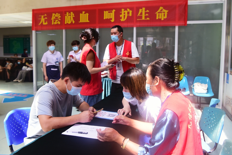 0805 无偿献血07.jpg
