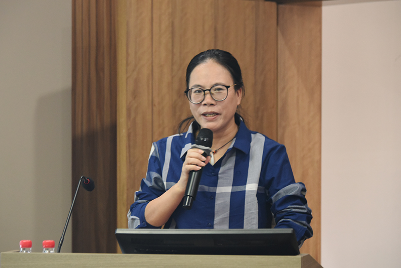 DSC_8418-2.jpg DSC_8418-2.jpg