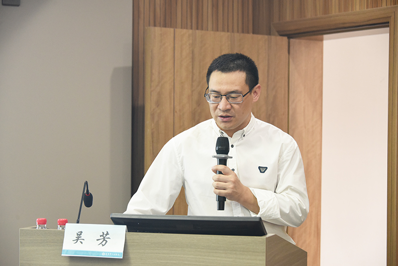 DSC_8483-2.jpg DSC_8483-2.jpg