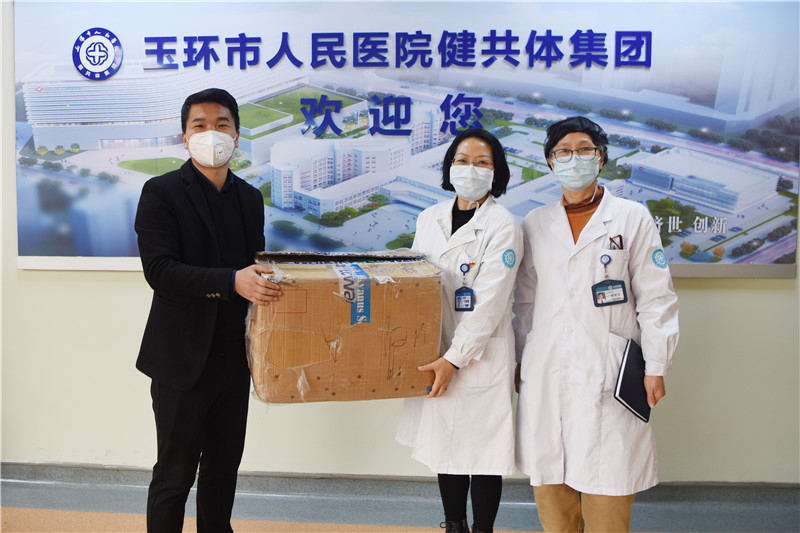 03.02 捐赠口罩.jpg