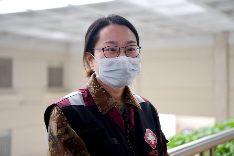 1.逆行援鄂杰出护士-陈利_副本.jpg