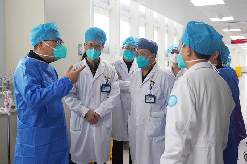 0112 台州市新冠重症检查04.jpg