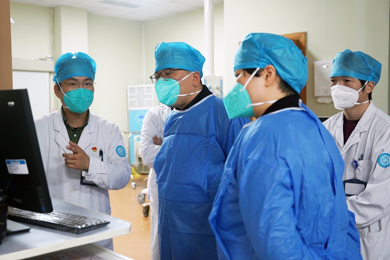 0112 台州市新冠重症检查05.jpg