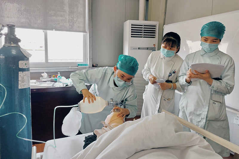 0829 护理部 新入职规培考核2.jpg