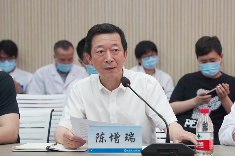 0614 临床实习生毕业01.jpg 0614 临床实习生毕业01.jpg