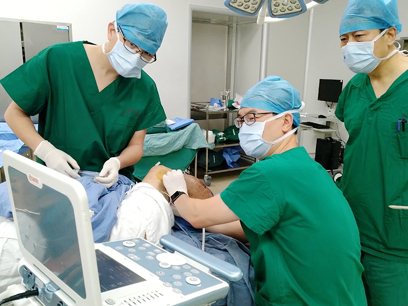 邵亮.jpg 邵亮.jpg