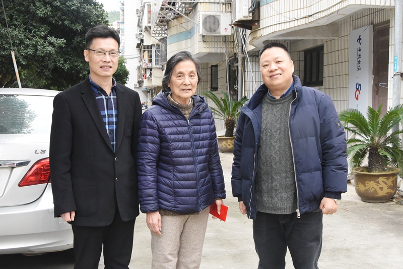 0128 春节慰问4.jpg 0128 春节慰问4.jpg