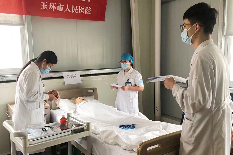 1107 临床实习生技能竞赛4.jpg